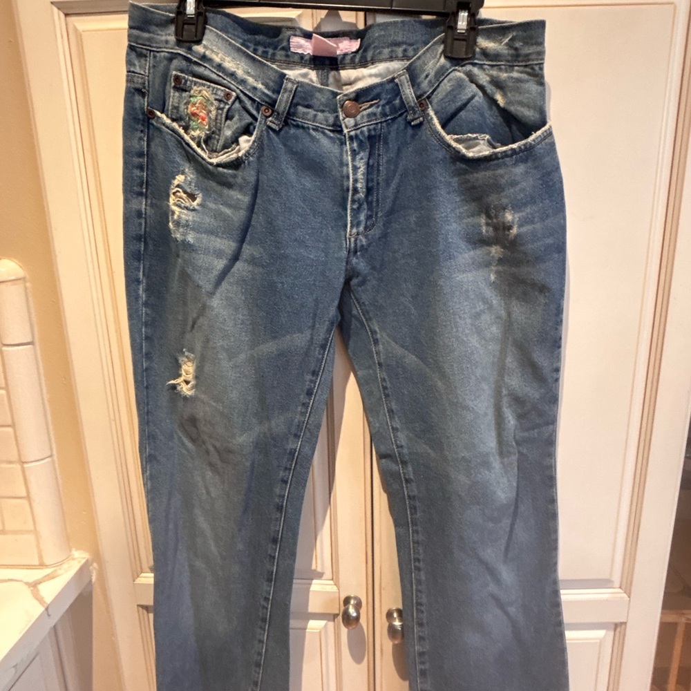 Fancy Collection Size 30 and Distressed Accents with embroidery
